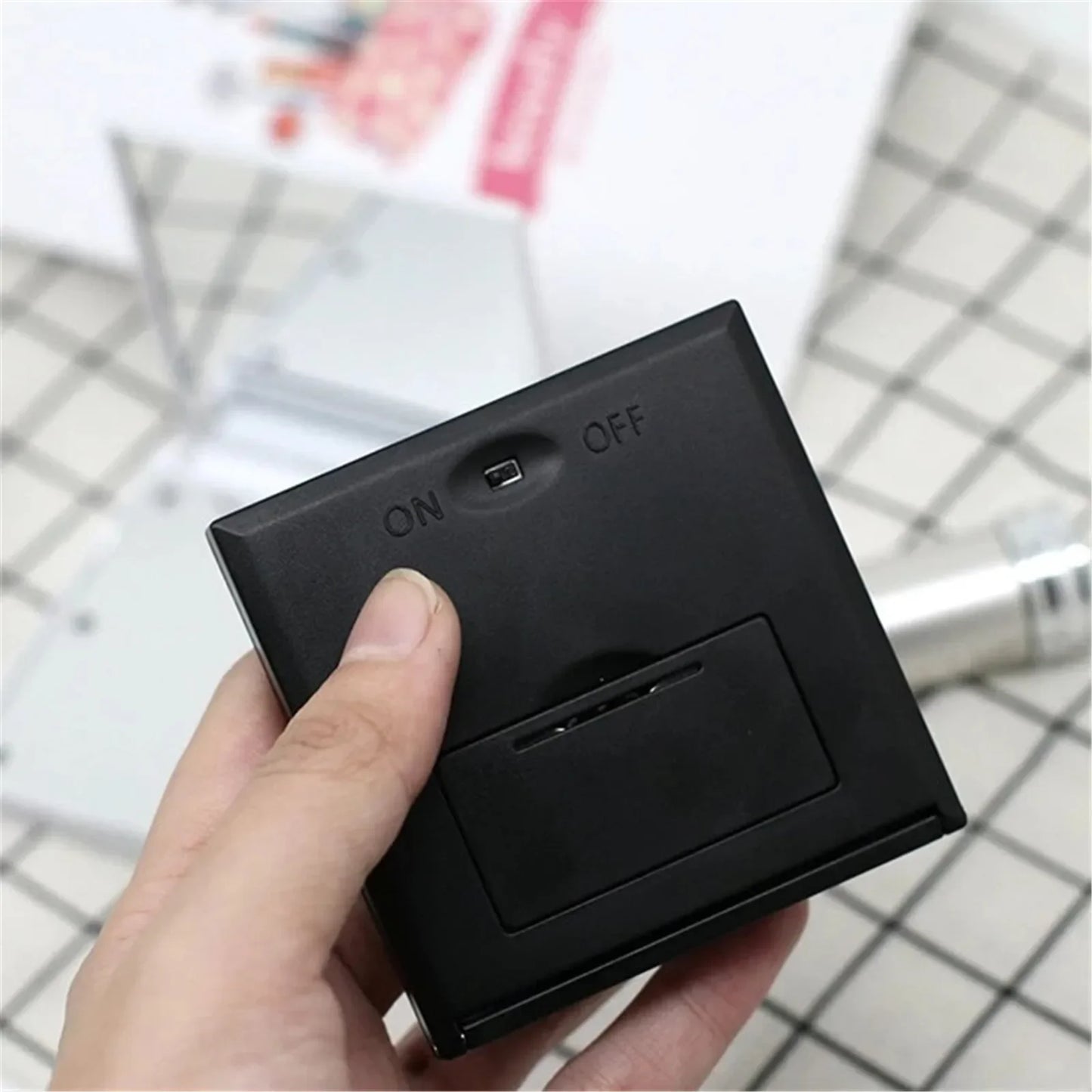 EJVS™ 6-LED Foldable Makeup Mirror